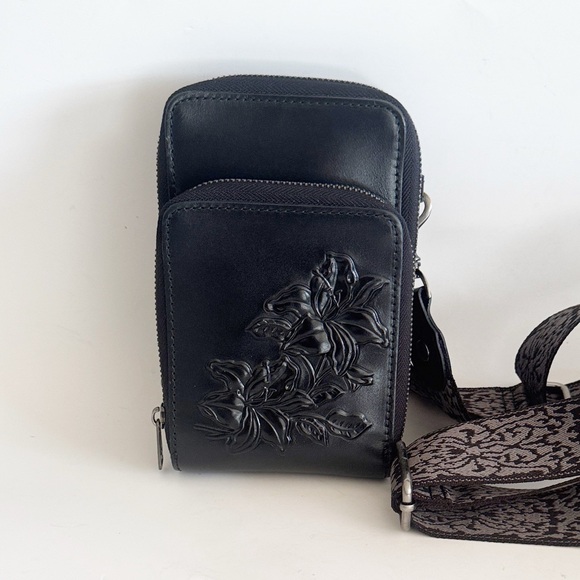 Patricia Nash Shelby Black Leather Phone Crossbody Bag With Guitar Strap - Picture 2 of 10